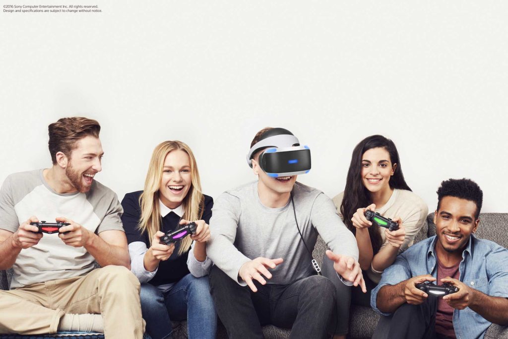 HTC Vive, Oculus Rift, شرکت سونی (Sony), عینک واقعیت مجازی Playstation VR