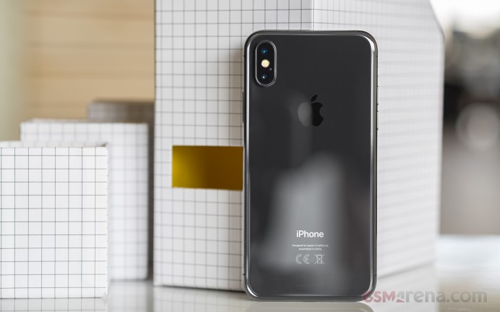 iphone, شرکت اپل