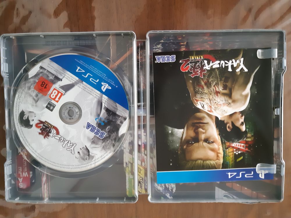 Yakuza, شرکت سگا (SEGA)